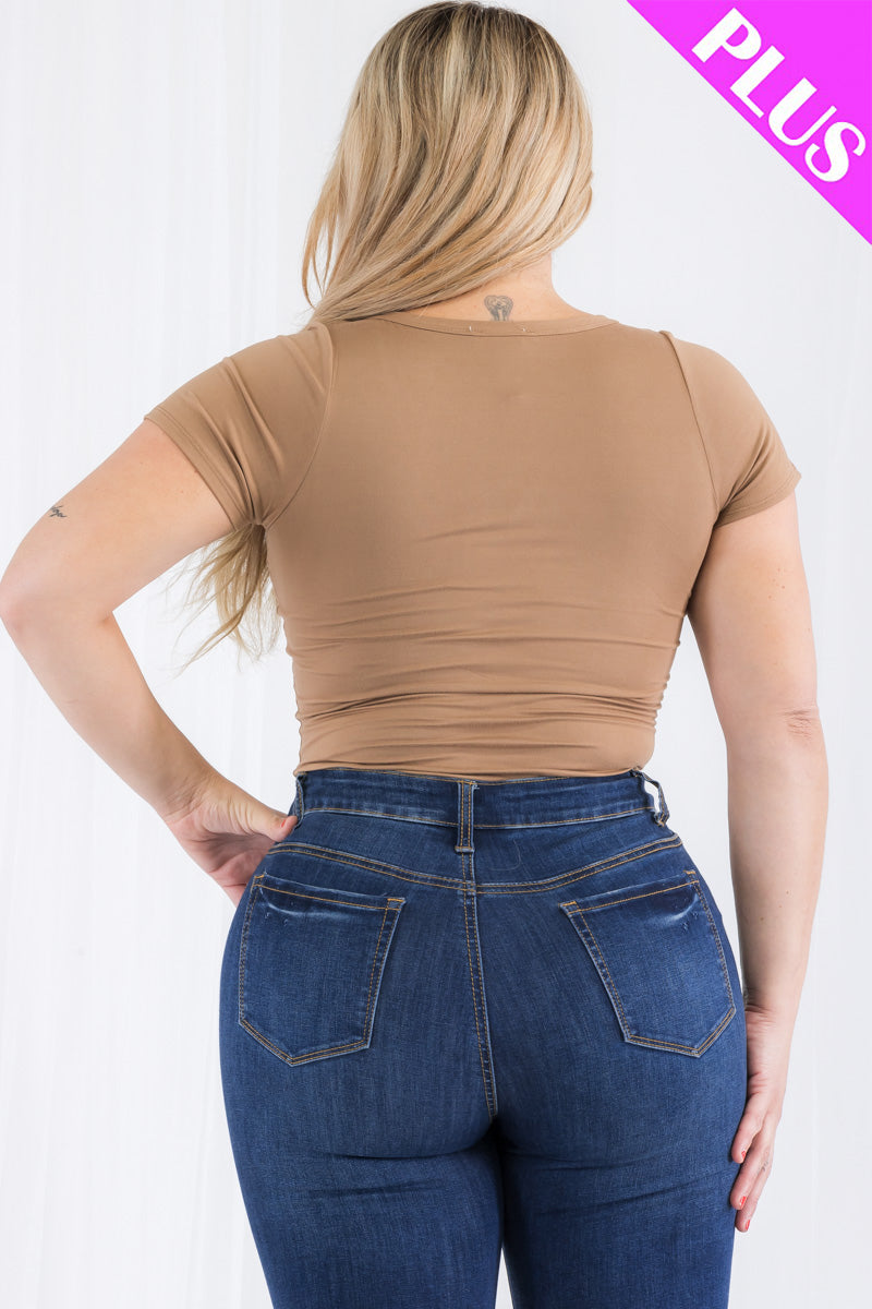 Plus Size Casual Split Neck Solid Short Sleeve Bodysuit (CAPELLA)