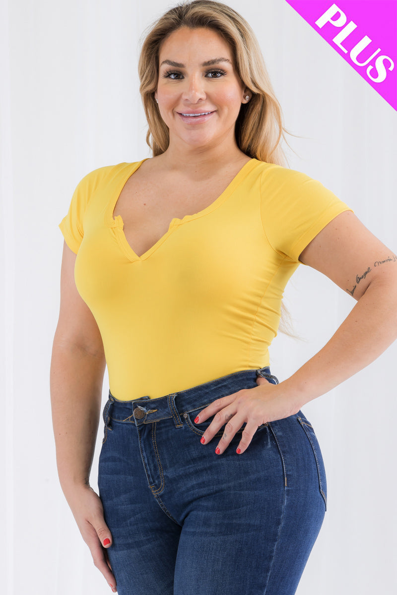 Plus Size Casual Split Neck Solid Short Sleeve Bodysuit (CAPELLA)