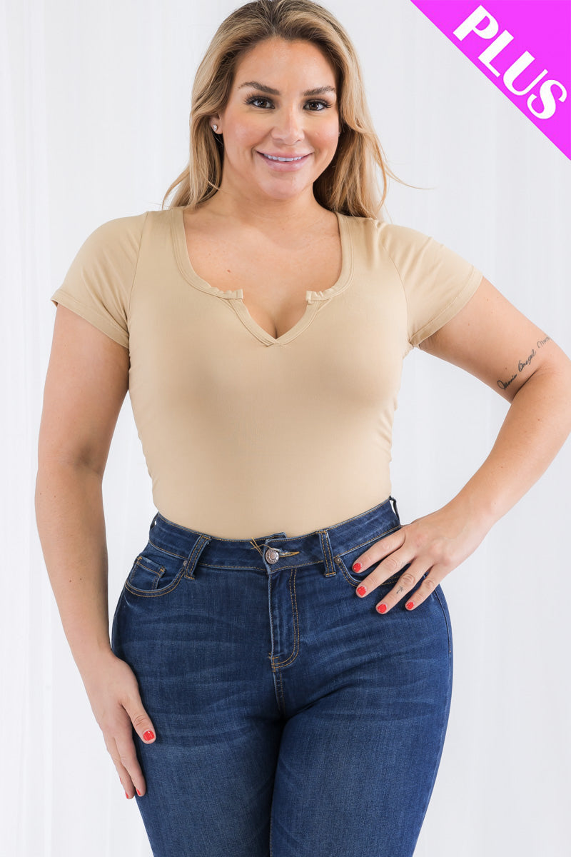 Plus Size Casual Split Neck Solid Short Sleeve Bodysuit (CAPELLA)