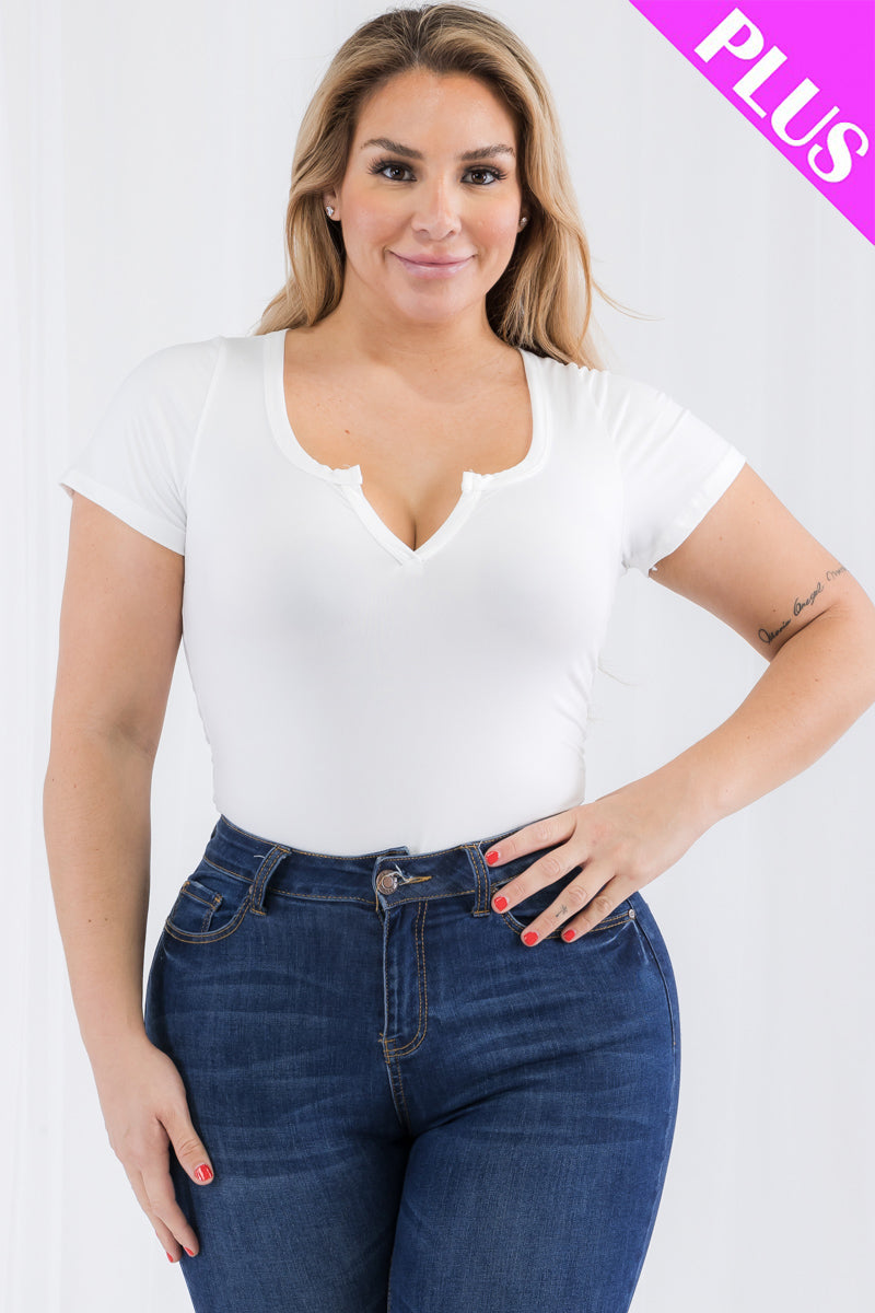 Plus Size Casual Split Neck Solid Short Sleeve Bodysuit (CAPELLA)
