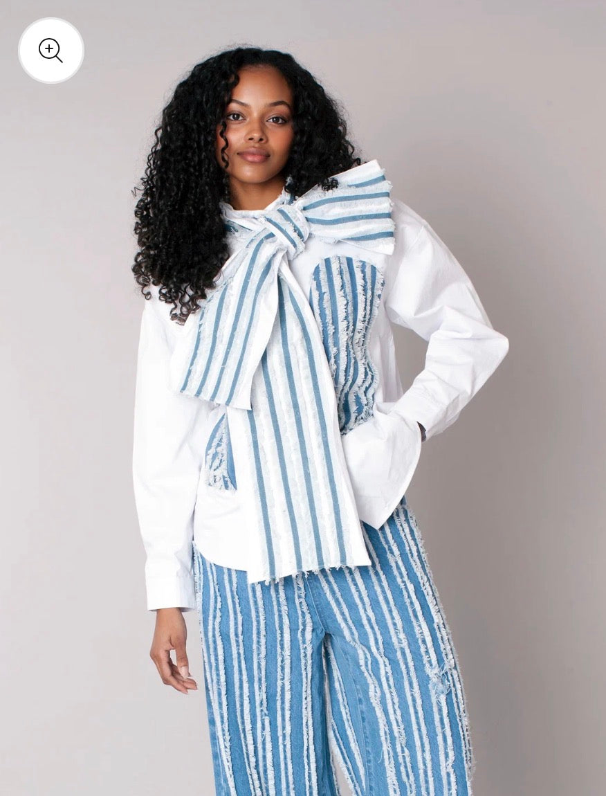 Tie the Room Together Statement Top