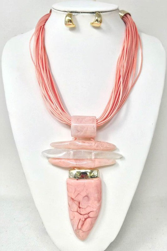 The Luxe Aura Statement Necklace